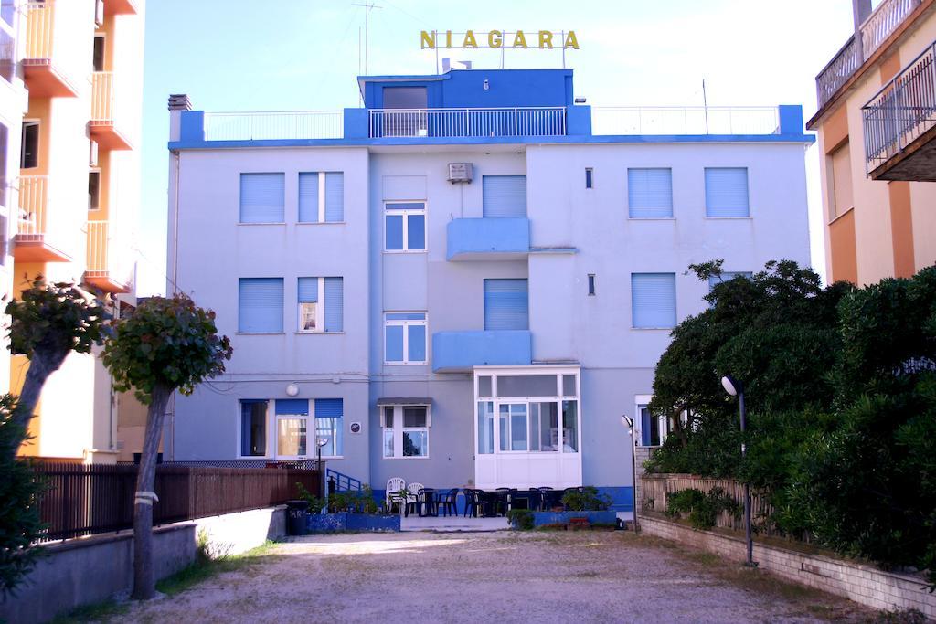 Hotel Niagara Marotta Exterior foto